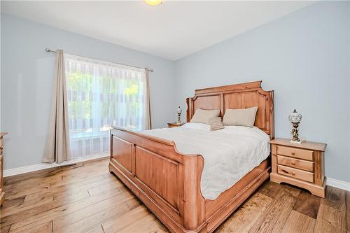 255 Lakeshore Road, St. Catharines, ON - Indoor Photo Showing Bedroom