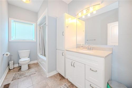 255 Lakeshore Road, St. Catharines, ON - Indoor Photo Showing Bathroom