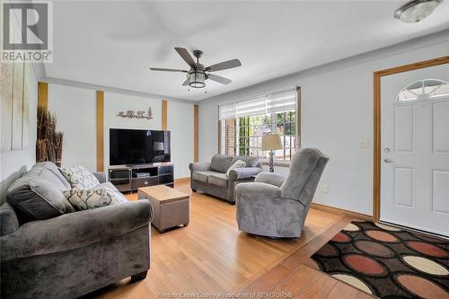 2720 Bouffard, Lasalle, ON - Indoor Photo Showing Living Room