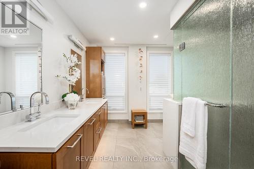 102 - 10 Dalhousie Avenue, St. Catharines, ON - Indoor Photo Showing Bathroom