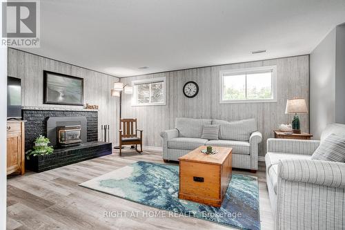 41 Janlisda Drive, Kawartha Lakes (Fenelon Falls), ON - Indoor Photo Showing Living Room With Fireplace