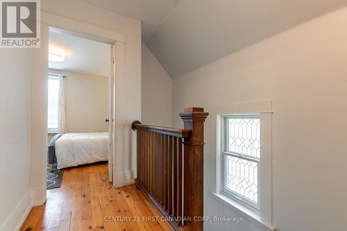 85 Elmwood Avenue E, London, ON - Indoor Photo Showing Other Room