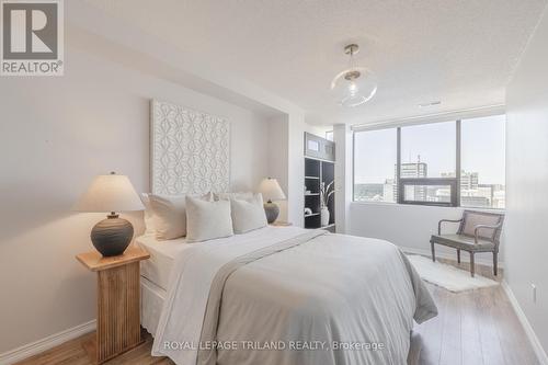 2302 - 389 Dundas Street, London, ON - Indoor Photo Showing Bedroom