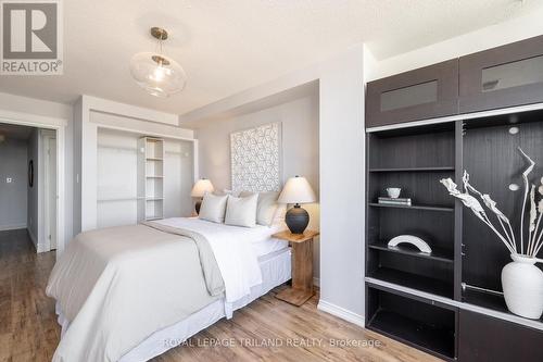 2302 - 389 Dundas Street, London, ON - Indoor Photo Showing Bedroom