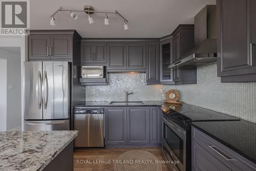 2302 - 389 Dundas Street, London, ON - Indoor Photo Showing Kitchen With Upgraded Kitchen