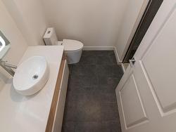 Ensuite bathroom - 