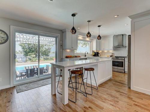 Kitchen - 10239 Boul. Gouin E., Montréal (Rivière-Des-Prairies/Pointe-Aux-Trembles), QC - Indoor Photo Showing Kitchen With Upgraded Kitchen