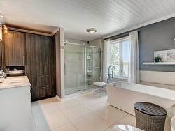 Ensuite bathroom - 