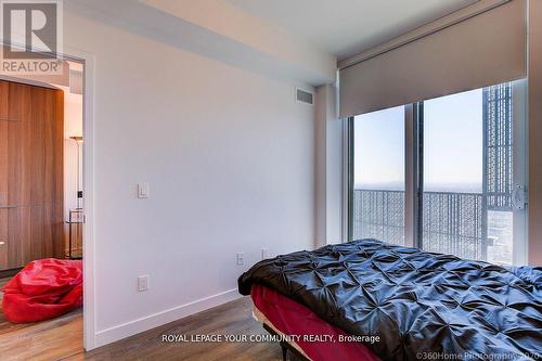 4504 - 8 Eglinton Avenue, Toronto (Mount Pleasant West), ON - Indoor Photo Showing Bedroom