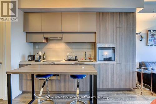 4504 - 8 Eglinton Avenue, Toronto (Mount Pleasant West), ON - Indoor Photo Showing Kitchen With Double Sink