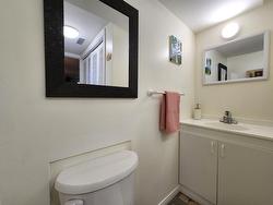 Powder room - 