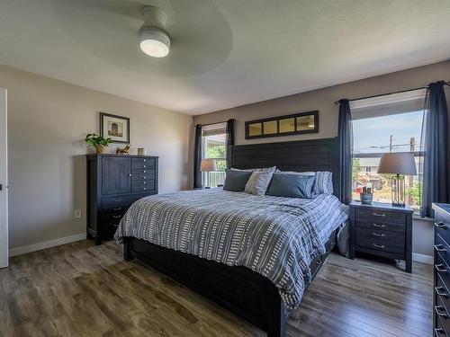 1050 Westminster Ave, Kamloops, BC - Indoor Photo Showing Bedroom