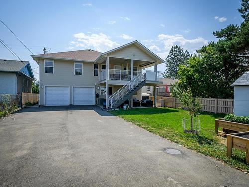 1050 Westminster Ave, Kamloops, BC - Outdoor With Deck Patio Veranda