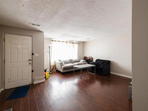 122 Fairview Ave, Kamloops, BC - Indoor