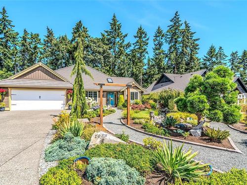 1037 Cantebury Pl, Qualicum Beach, BC 