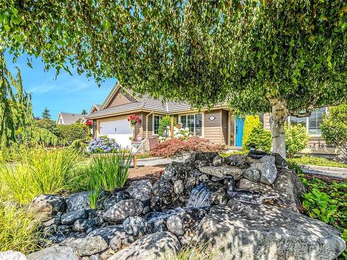 1037 Cantebury Pl, Qualicum Beach, BC 