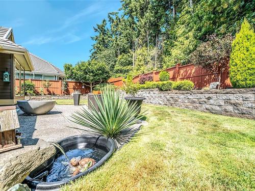 1037 Cantebury Pl, Qualicum Beach, BC 