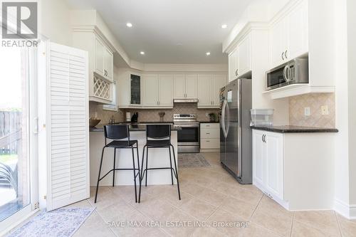 4 Janetville Street, Brampton (Bram East), ON - Indoor Photo Showing Kitchen