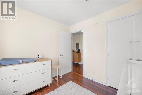 323 Winona Avenue Unit#305, Ottawa, ON - Indoor Photo Showing Bedroom