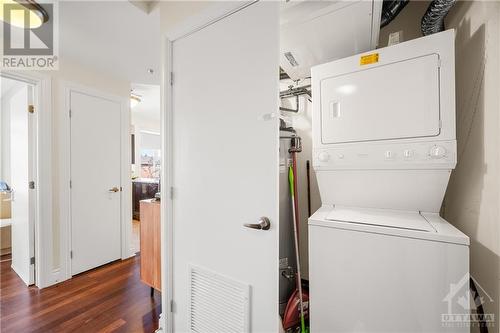 323 Winona Avenue Unit#305, Ottawa, ON - Indoor Photo Showing Laundry Room