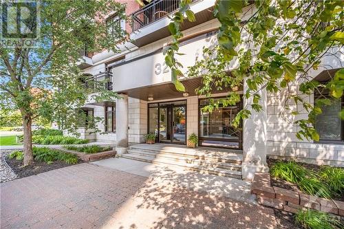 323 Winona Avenue Unit#305, Ottawa, ON - Outdoor With Balcony