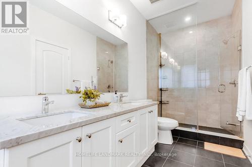 39 Harvey Bunker Crescent, Markham, ON - Indoor Photo Showing Bathroom