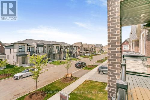 39 Harvey Bunker Crescent, Markham, ON - Outdoor With Balcony