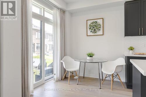 39 Harvey Bunker Crescent, Markham, ON - Indoor Photo Showing Dining Room