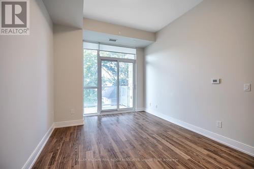 216 - 270 Lakeshore Road W, Mississauga, ON - Indoor Photo Showing Other Room