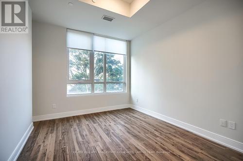 216 - 270 Lakeshore Road W, Mississauga, ON - Indoor Photo Showing Other Room