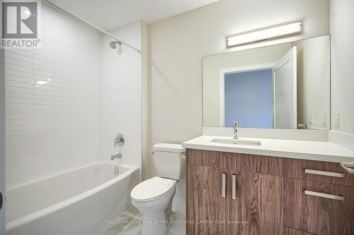 213 - 270 Lakeshore Road W, Mississauga, ON - Indoor Photo Showing Bathroom