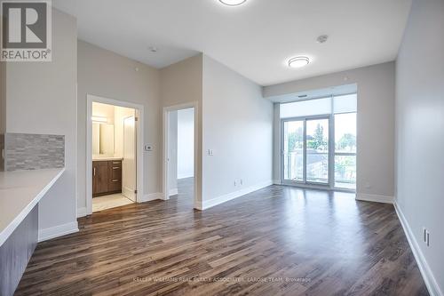 213 - 270 Lakeshore Road W, Mississauga, ON - Indoor Photo Showing Other Room