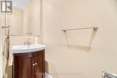 6539 Edenwood Drive, Mississauga (Meadowvale), ON - Indoor Photo Showing Bathroom