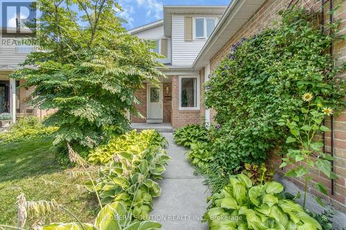 6539 Edenwood Drive, Mississauga (Meadowvale), ON - Outdoor