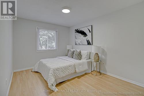 3090 Patrick Crescent, Mississauga (Meadowvale), ON - Indoor Photo Showing Bedroom