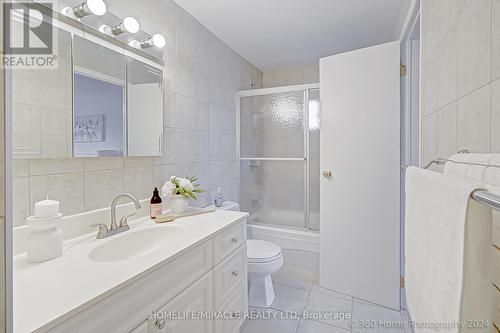 3090 Patrick Crescent, Mississauga (Meadowvale), ON - Indoor Photo Showing Bathroom