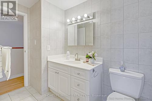 3090 Patrick Crescent, Mississauga (Meadowvale), ON - Indoor Photo Showing Bathroom