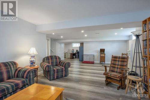 161 Lyon Street, Embrun, ON - Indoor Photo Showing Living Room