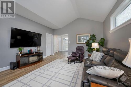 161 Lyon Street, Embrun, ON - Indoor Photo Showing Living Room