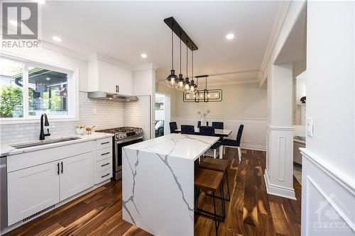 1427 Lexington Street, Ottawa, ON - Indoor Photo Showing Kitchen With Upgraded Kitchen