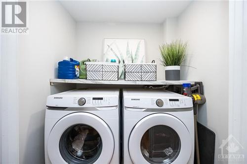 1427 Lexington Street, Ottawa, ON - Indoor Photo Showing Laundry Room