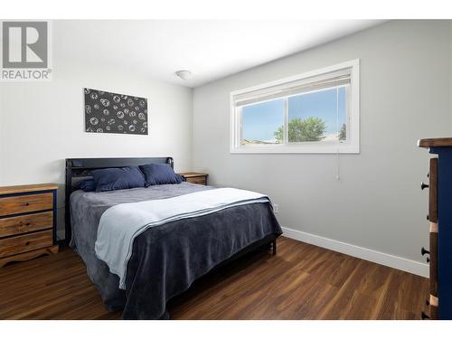 2000 18 Street, Vernon, BC - Indoor Photo Showing Bedroom