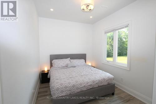 130 Baker Boulevard, Kawartha Lakes, ON - Indoor Photo Showing Bedroom