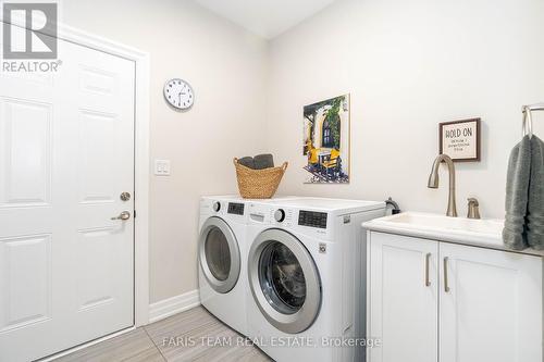 26 Natures Trail, Wasaga Beach, ON - Indoor Photo Showing Laundry Room