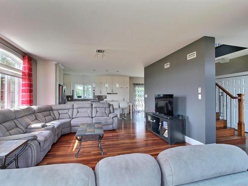 Salon - 124 Rue Brulotte, Val-D'Or, QC - Indoor Photo Showing Living Room