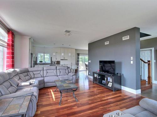 Vue d'ensemble - 124 Rue Brulotte, Val-D'Or, QC - Indoor Photo Showing Living Room