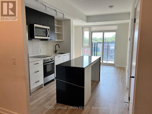 430 - 2300 St Clair Avenue W, Toronto (Junction Area), ON - Indoor Photo Showing Kitchen With Upgraded Kitchen