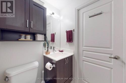 416 - 1940 Ironstone Drive, Burlington (Uptown), ON - Indoor Photo Showing Bathroom