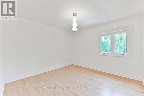 991 Indian Road, Mississauga (Lorne Park), ON - Indoor Photo Showing Other Room