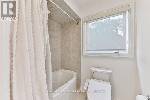 991 Indian Road, Mississauga (Lorne Park), ON - Indoor Photo Showing Bathroom